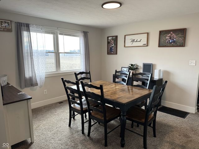 2551 E 900 N, Crawfordsville, IN 47933