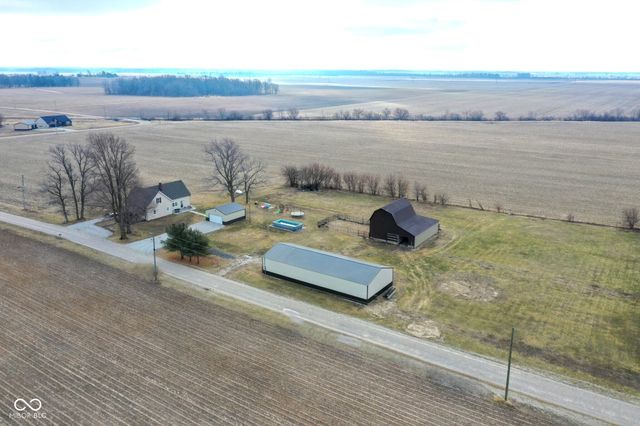 2551 E 900 N, Crawfordsville, IN 47933