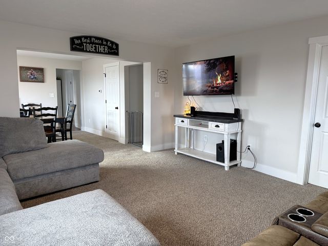 2551 E 900 N, Crawfordsville, IN 47933