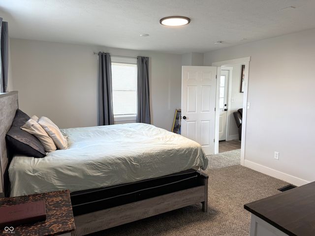 2551 E 900 N, Crawfordsville, IN 47933