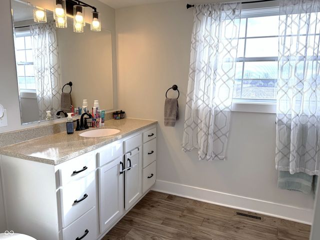 2551 E 900 N, Crawfordsville, IN 47933