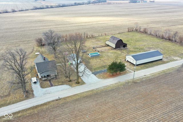 2551 E 900 N, Crawfordsville, IN 47933