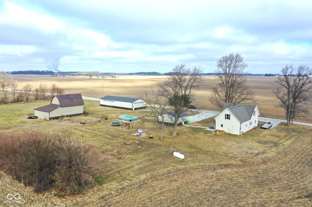 2551 E 900 N, Crawfordsville, IN 47933