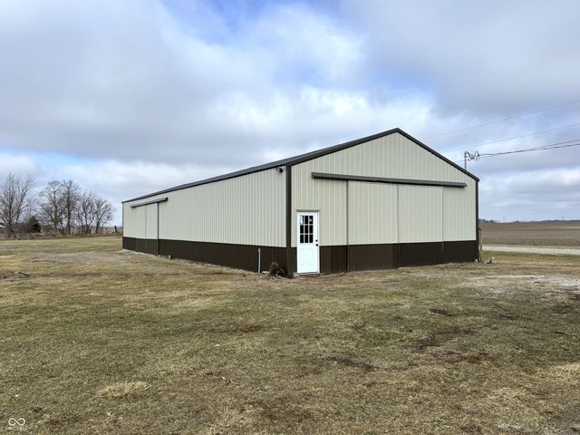 2551 E 900 N, Crawfordsville, IN 47933