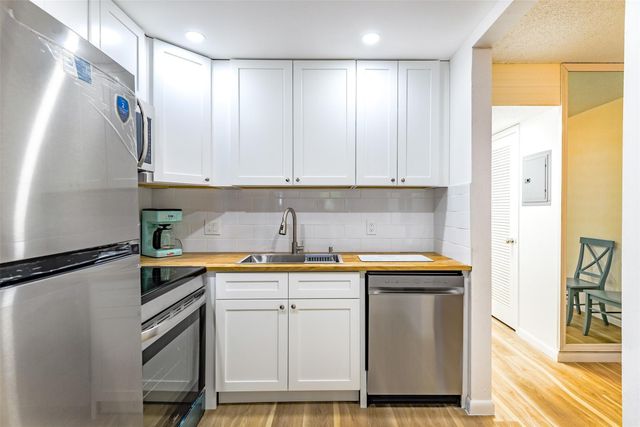 167 Lyndhurst L 167, Deerfield Beach, FL 33442