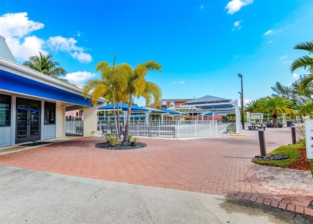 167 Lyndhurst L 167, Deerfield Beach, FL 33442