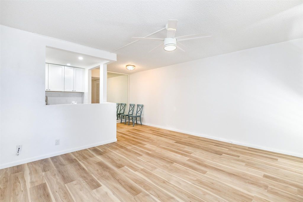 167 Lyndhurst L 167, Deerfield Beach, FL 33442