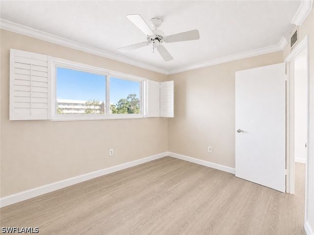 225 Turtle Lake CT 210, Naples, FL 34105