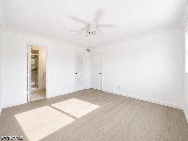 225 Turtle Lake CT 210, Naples, FL 34105
