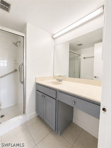 225 Turtle Lake CT 210, Naples, FL 34105