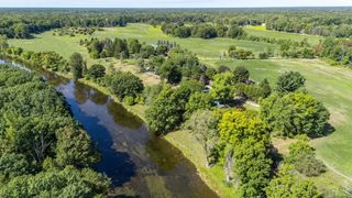 456/458 E Chippewa River Road, Midland, MI 48640