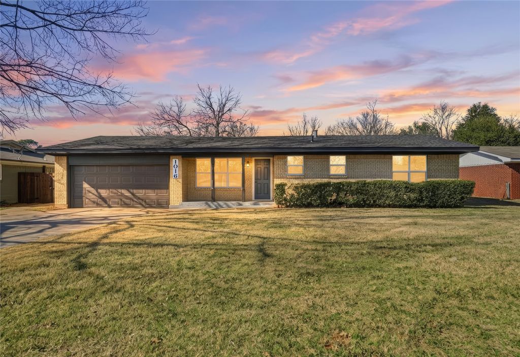 1016 Sheridan Lane, Cleburne, TX 76033