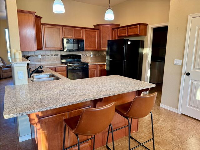 3211 Summit Drive, Kingman, AZ 86401