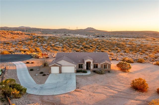 3211 Summit Drive, Kingman, AZ 86401