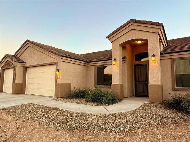 3211 Summit Drive, Kingman, AZ 86401