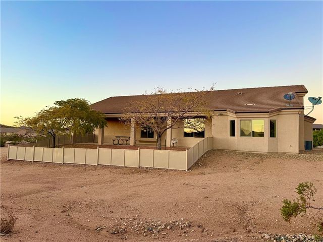 3211 Summit Drive, Kingman, AZ 86401