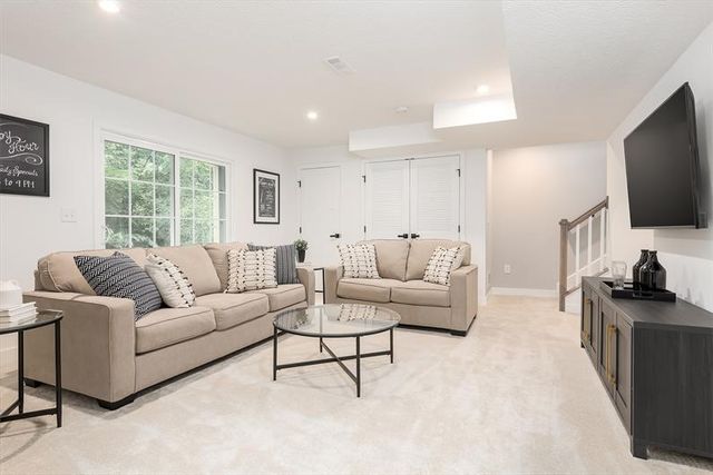 113 Ironwood Street, Zelienople Boro, PA 16063