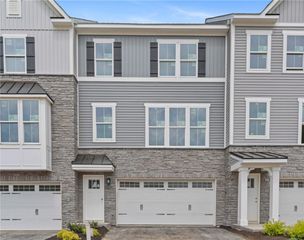 113 Ironwood Street, Zelienople Boro, PA 16063