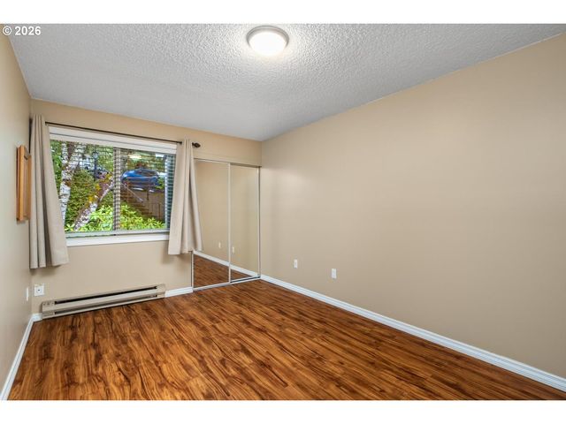 44 EAGLE CREST Dr 38, Lake Oswego, OR 97035