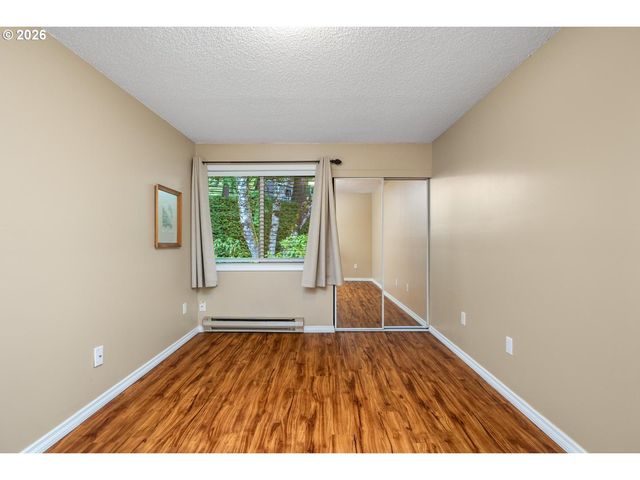 44 EAGLE CREST Dr 38, Lake Oswego, OR 97035