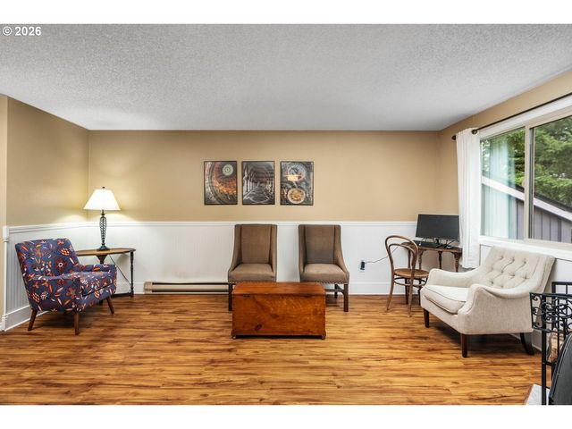 44 EAGLE CREST Dr 38, Lake Oswego, OR 97035
