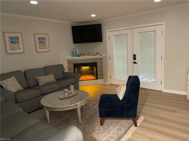 4405 Ocean View AVE, Virginia Beach, VA 23455