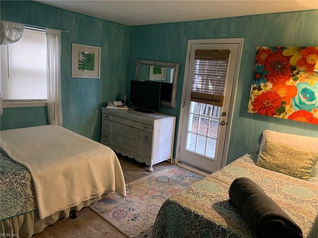 4405 Ocean View AVE, Virginia Beach, VA 23455