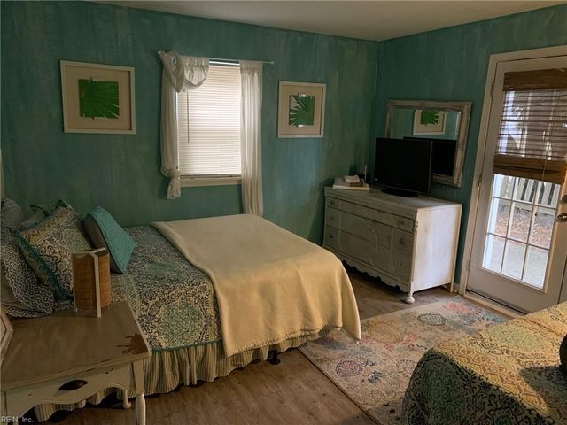 4405 Ocean View AVE, Virginia Beach, VA 23455