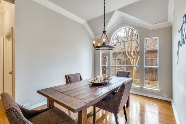 2114 Oakcrest Court, Corinth, TX 76210