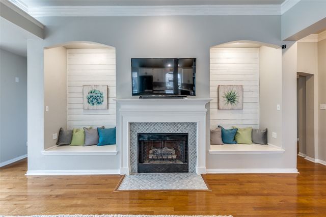 2114 Oakcrest Court, Corinth, TX 76210