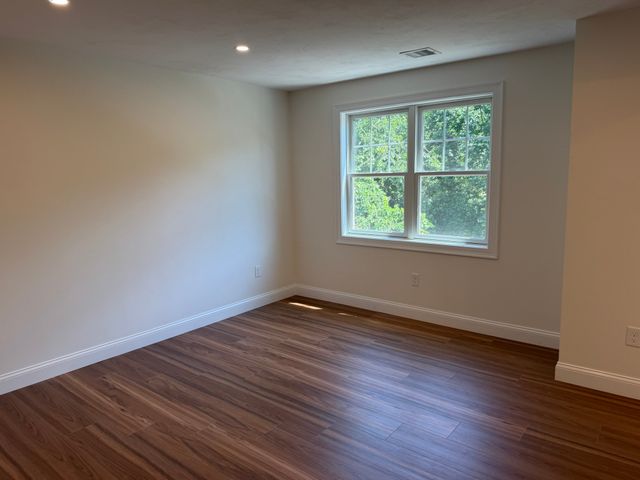 44 Dean St. 215, Taunton, MA 02780