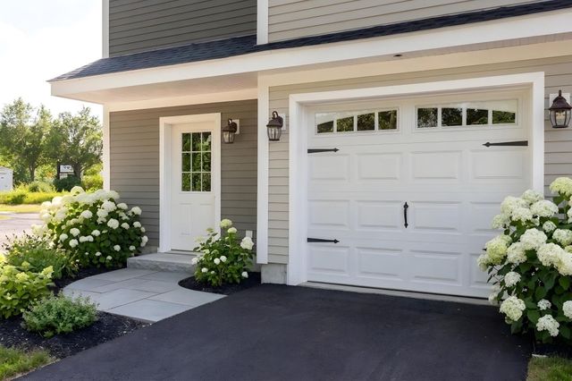 44 Dean St. 215, Taunton, MA 02780