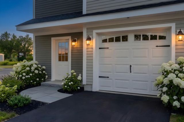 44 Dean St. 215, Taunton, MA 02780