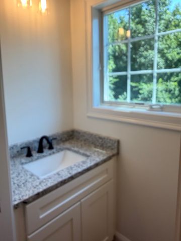 44 Dean St. 215, Taunton, MA 02780