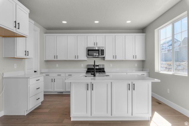 942 S TANNER RD, Santaquin, UT 84655