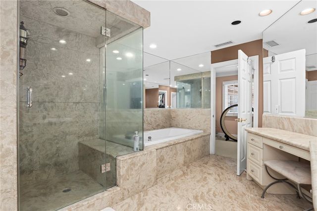 23051 Oxnard Street, Woodland Hills, CA 91367