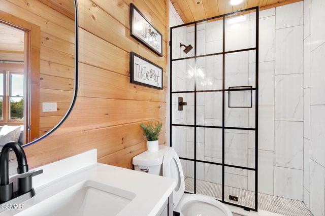 2081 Kerr Road, Sevierville, TN 37876