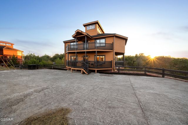 2081 Kerr Road, Sevierville, TN 37876