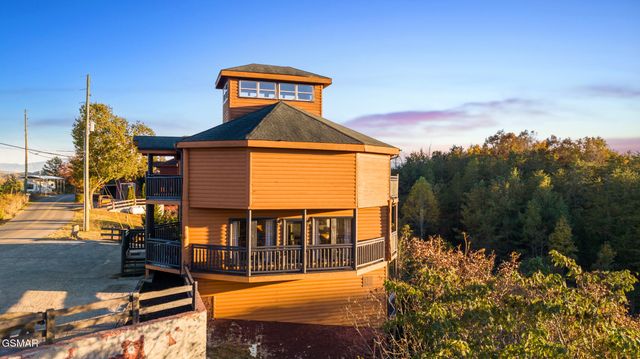 2081 Kerr Road, Sevierville, TN 37876