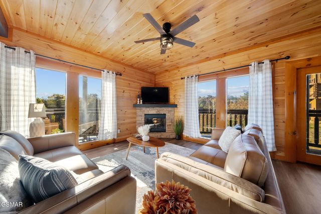 2081 Kerr Road, Sevierville, TN 37876