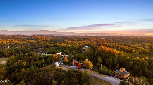 2081 Kerr Road, Sevierville, TN 37876