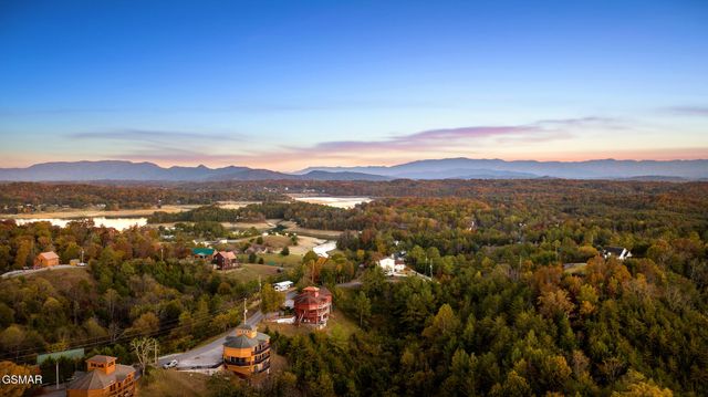 2081 Kerr Road, Sevierville, TN 37876