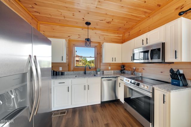 2081 Kerr Road, Sevierville, TN 37876