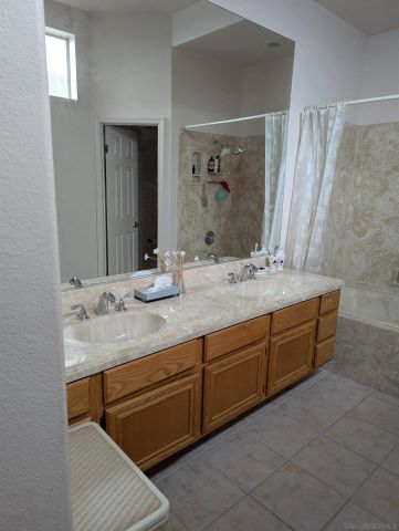29665 Castle Creeek Ln, Escondido, CA 92026