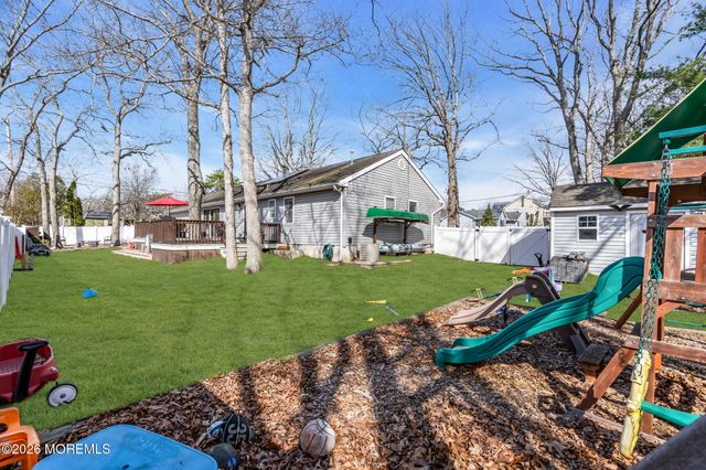 237 Virginia Avenue, Bayville, NJ 08721