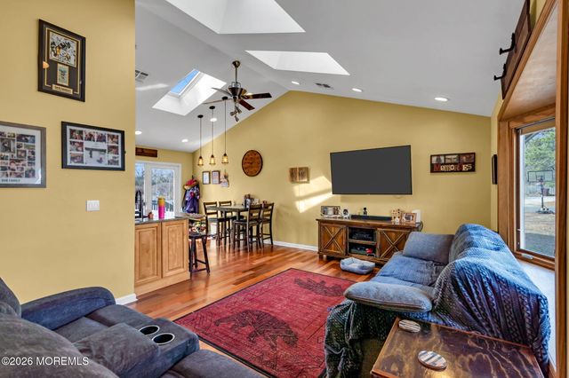 237 Virginia Avenue, Bayville, NJ 08721