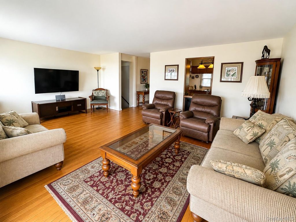 9508 Shore Front Parkway, Rockaway Beach, NY 11693 — photo 4