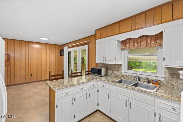 161 Sunny Lane, Kingsport, TN 37660