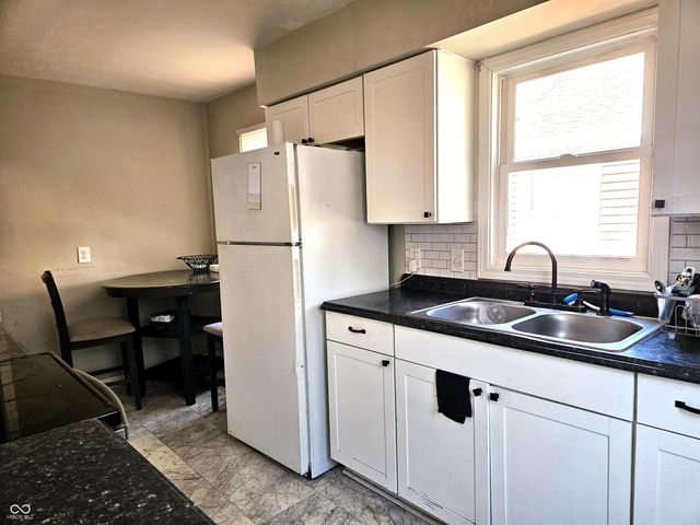 1117 N Berwick Avenue, Indianapolis, IN 46222