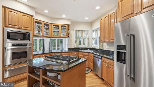 13301 DUMFRIES RD, Manassas, VA 20112